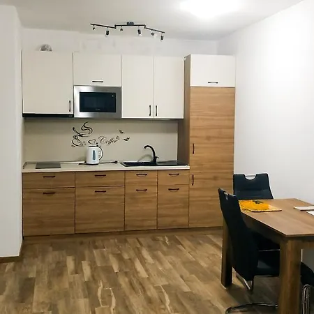 Sveti Konstantin I Helena Lux Apart *